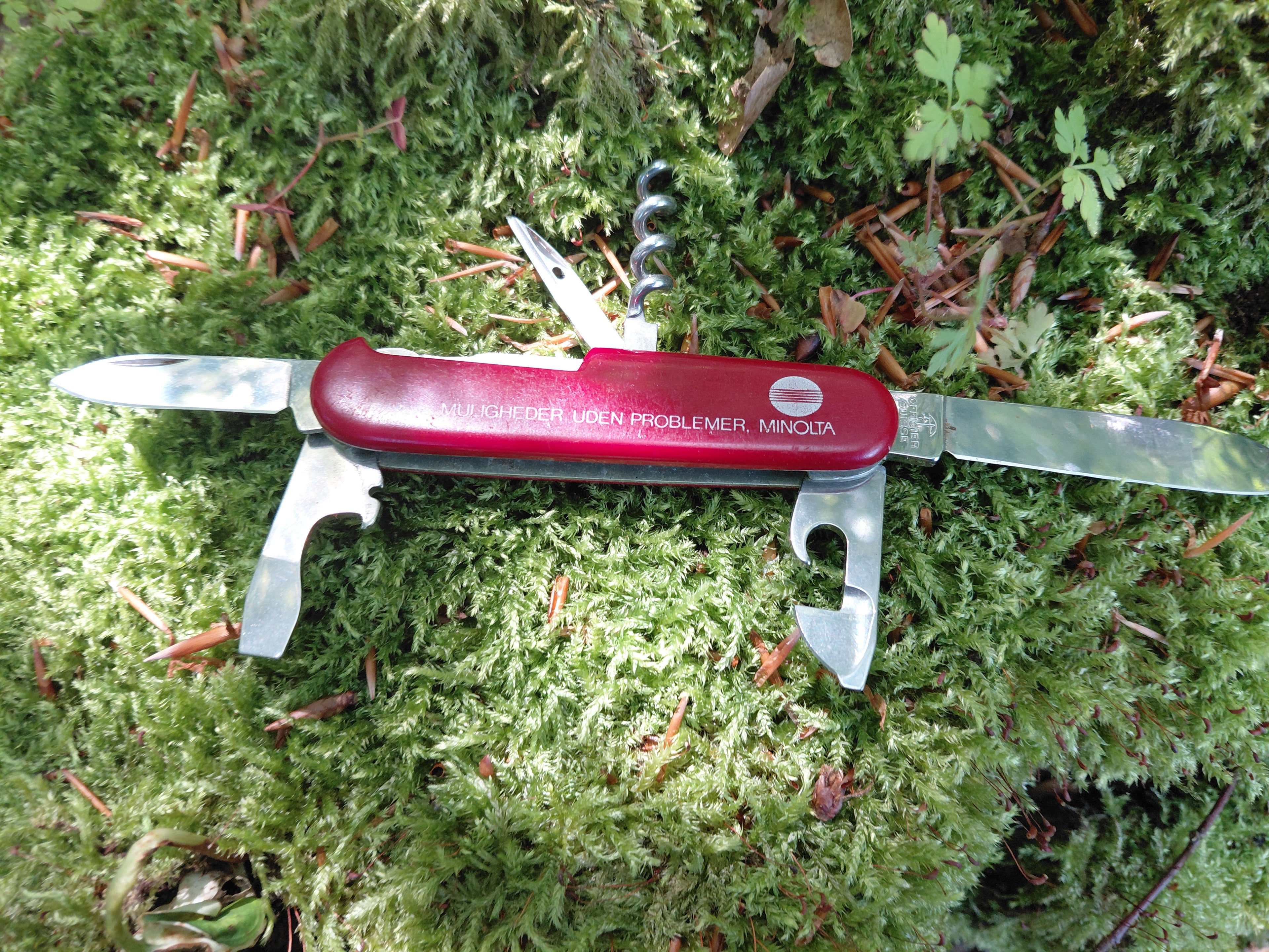 Victorinox Officer Suisse – Rå Kniv med Patina