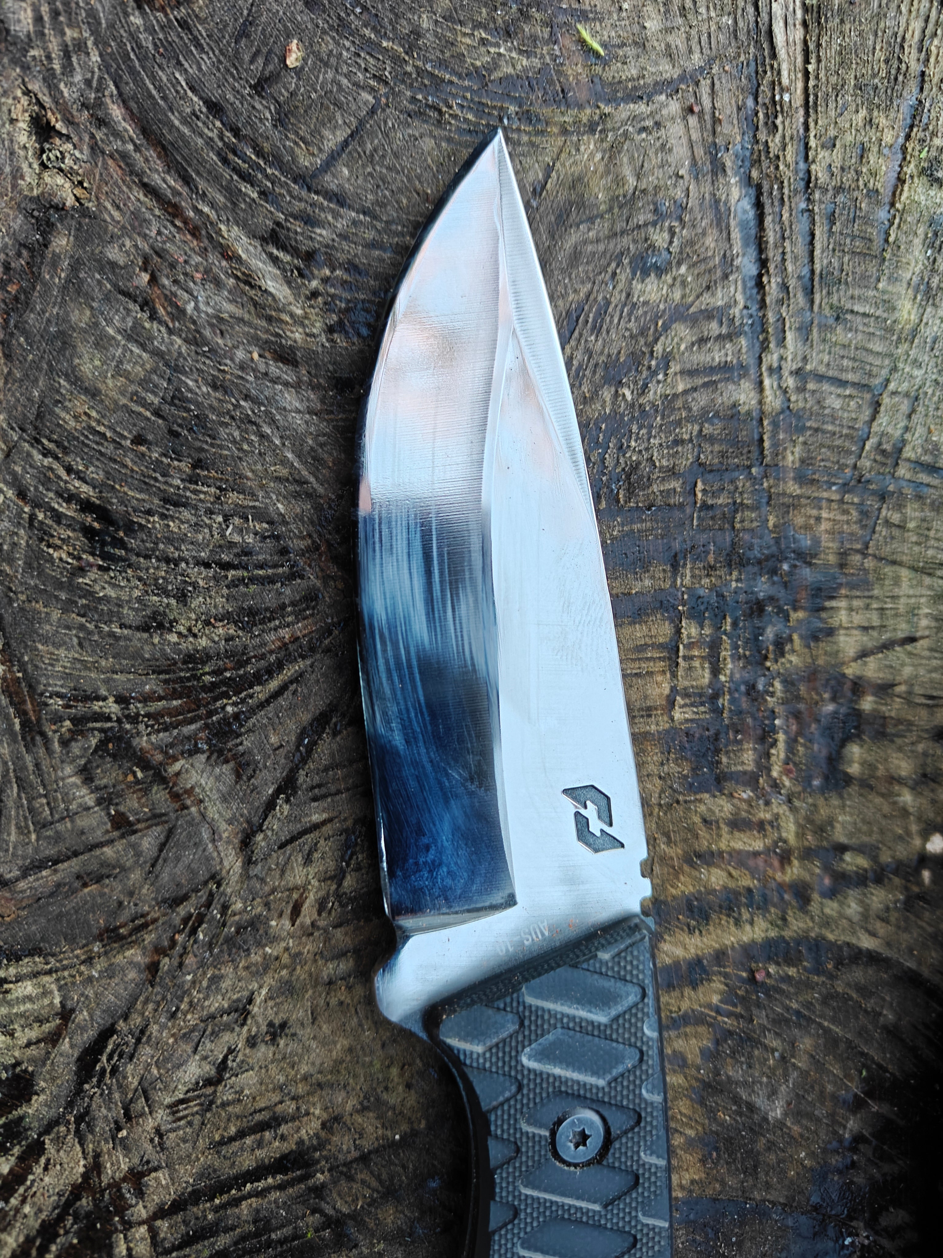 Schrade Wolverine med spical håndlavet skede.